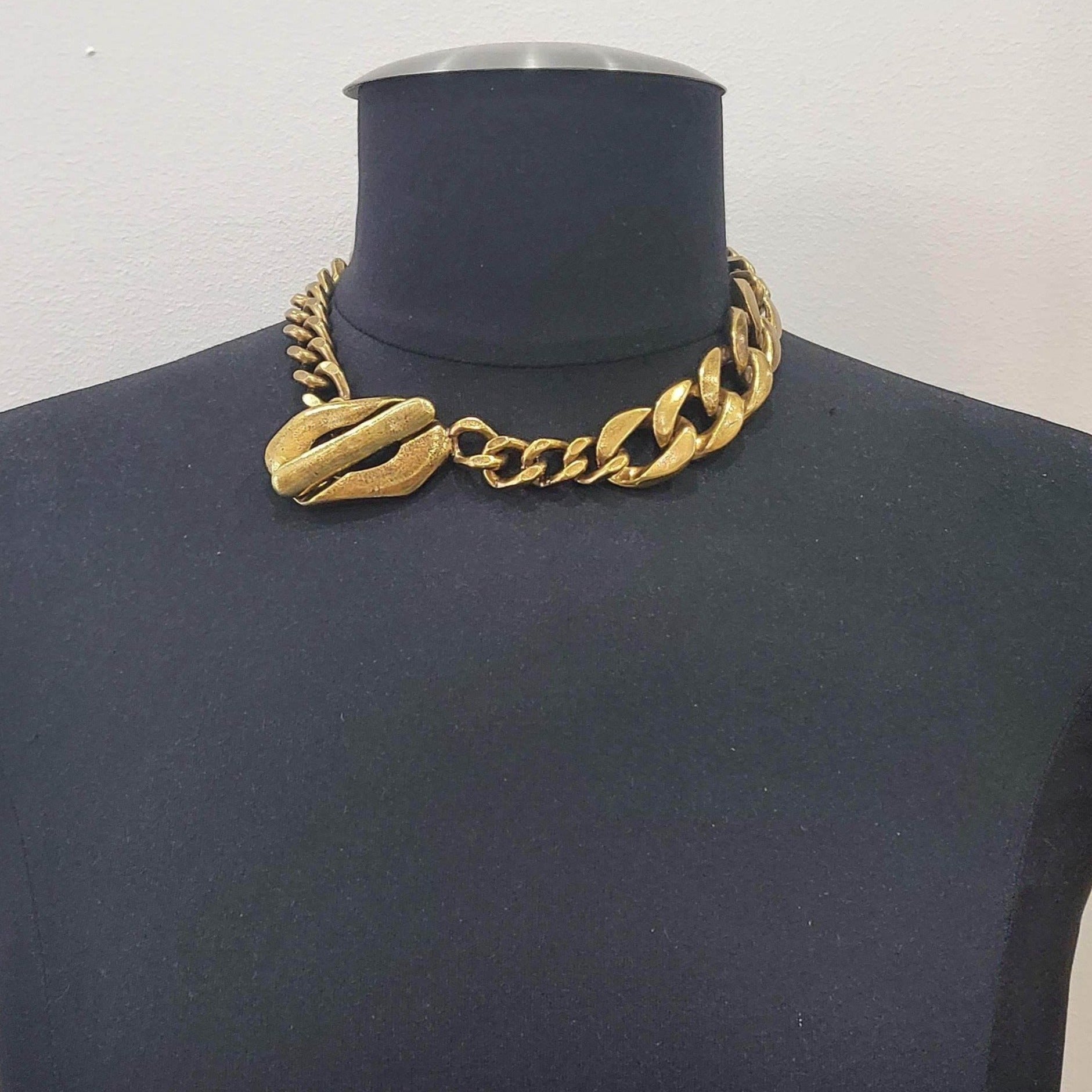 RICCI NECKLACE